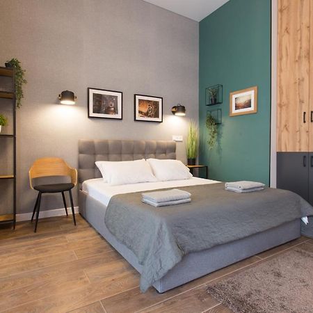 Excellent Apartment In The Center - Alchevskyh Str. 23 Харків Екстер'єр фото